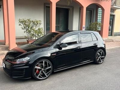 Usata VW Golf VII GTI 230 CV (169 kW) 2016 Nero Berlina