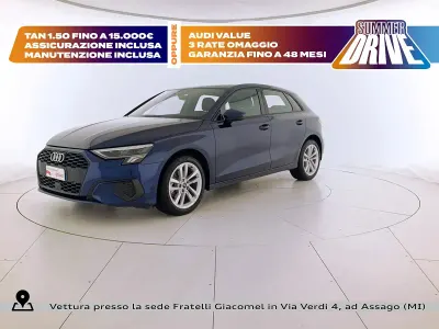 Usata Audi A3 Business 110 CV (80 kW) 2023 Blu Berlina