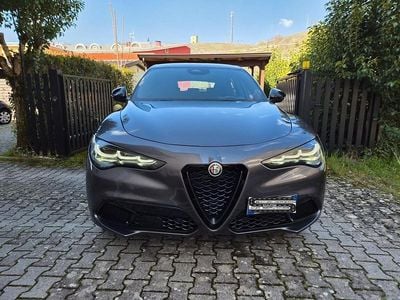 Begagnad Alfa Romeo Stelvio Sprint 210 HK (154 kW) 2024 Grå SUV
