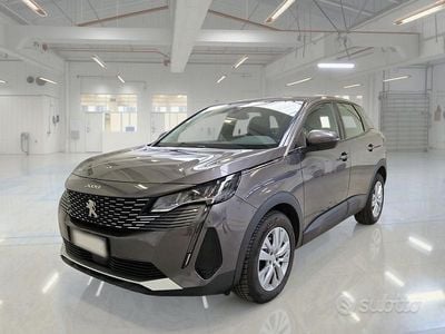 Usata Peugeot 3008 Business-Line 131 CV (96 kW) 2021 Grigio SUV