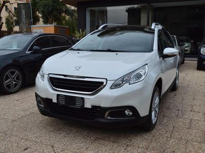 Usata Peugeot 2008 Active 99 CV (72 kW) 2016 Bianco SUV