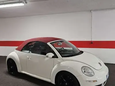 Usata VW New Beetle Edition 105 CV (77 kW) 2008 Bianco Utilitaria