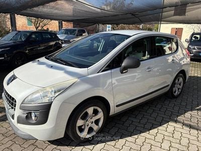 Usata Peugeot 3008 Active 112 CV (82 kW) 2011 Bianco Station wagon