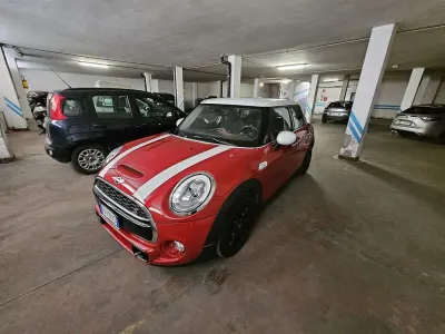 Usata Mini Cooper S 192 CV (141 kW) 2016 Rosso Utilitaria