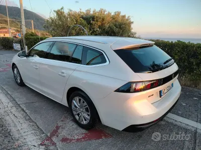 Begagnad Peugeot 508 SW Business-Line 131 HK (96 kW) 2021 Vit Kombi