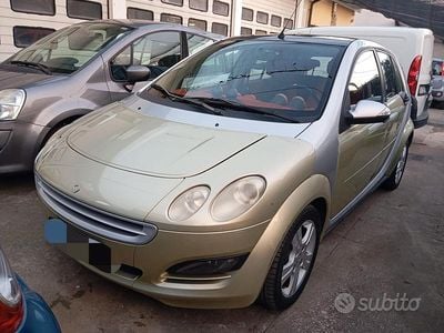 Usata Smart ForFour Passion 75 CV (55 kW) 2006 Verde Utilitaria