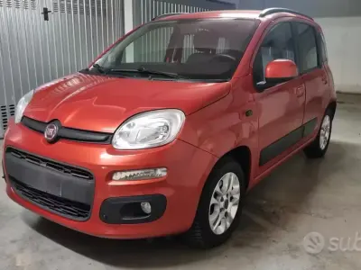 Usata Fiat Panda 85 CV (62 kW) 2013 Rosso Utilitaria