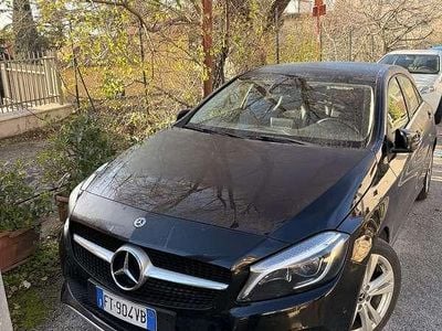 Usata Mercedes A200 136 CV (100 kW) 2018 Nero Berlina