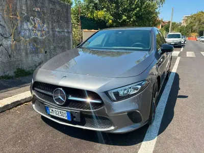 Usata Mercedes A180 Advanced 116 CV (85 kW) 2023 Grigio Berlina