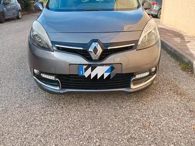 Usata Renault Scénic III 131 CV (96 kW) 2013 Grigio Monovolume