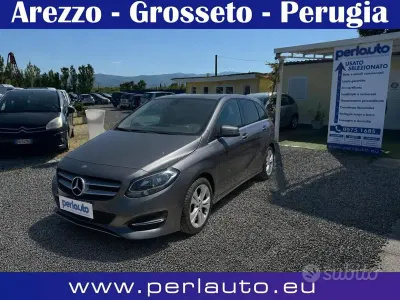 Occasion Mercedes B180 Business 109 ch (80 kW) 2017 Gris Monospace