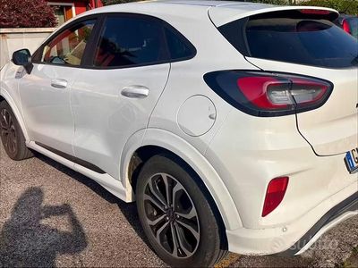 Usata Ford Puma 125 CV (91 kW) 2023 Bianco SUV