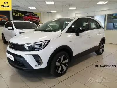 Usata Opel Crossland Edition 110 CV (80 kW) 2022 Bianco SUV