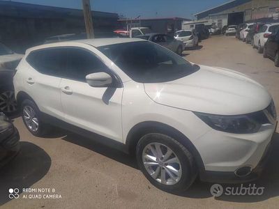 Usata Nissan Qashqai 110 CV (80 kW) 2016 Bianco SUV