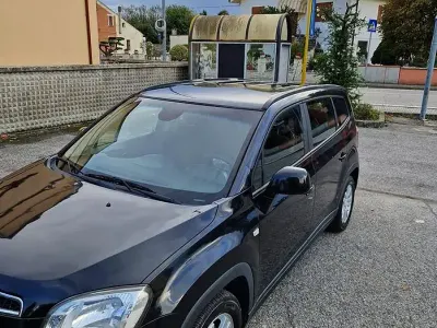 Usata Chevrolet Orlando 141 CV (103 kW) 2012 Nero Monovolume