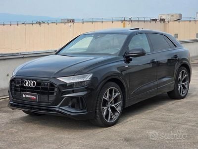 Usata Audi Q8 S-Line 286 CV (210 kW) 2020 Nero SUV