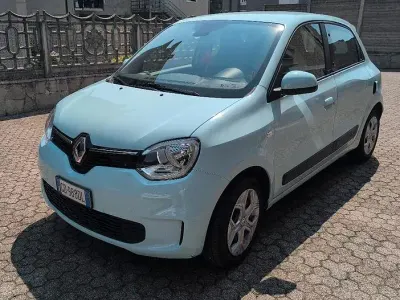 Usata Renault Twingo Zen 30 kW (42 CV) 2020 Bluazzurro Utilitaria