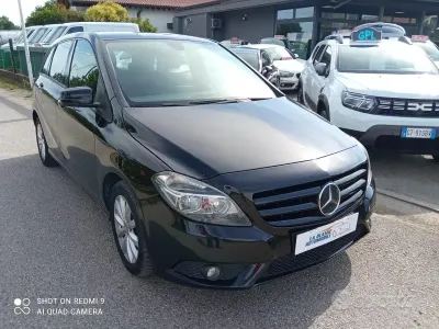Usata Mercedes B180 Executive 109 CV (80 kW) 2014 Nero Monovolume