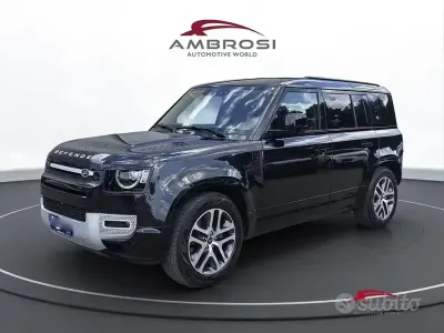 Usata Land Rover Defender 249 CV (183 kW) 2023 Nero SUV