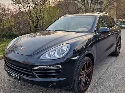 Usata Porsche Cayenne 245 CV (180 kW) 2012 Nero SUV