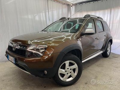 Usata Dacia Duster Lauréate 110 CV (80 kW) 2011 Marrone SUV