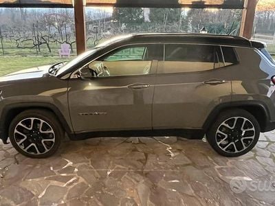 Usata Jeep Compass 120 CV (88 kW) 2019 Grigio SUV
