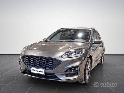 Usata Ford Kuga ST-Line 120 CV (88 kW) 2022 Grigio SUV