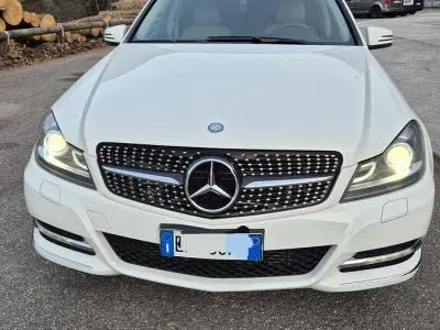 Usata Mercedes C250 204 CV (150 kW) 2011 Bianco Station wagon