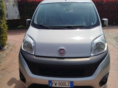 Usata Fiat Qubo Trekking 75 CV (55 kW) 2019 Grigio Monovolume