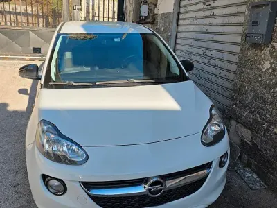 Usata Opel Adam 87 CV (63 kW) 2014 Bianco Utilitaria