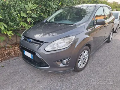 Usata Ford Grand C-Max 115 CV (84 kW) 2014 Grigio Monovolume