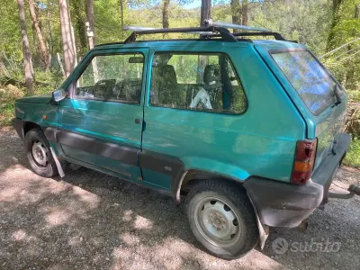 Usata Fiat Panda 4x4 50 CV (36 kW) 1996 Verde Utilitaria