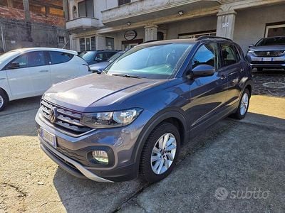 Usata VW T-Cross Style 110 CV (80 kW) 2022 Grigio SUV