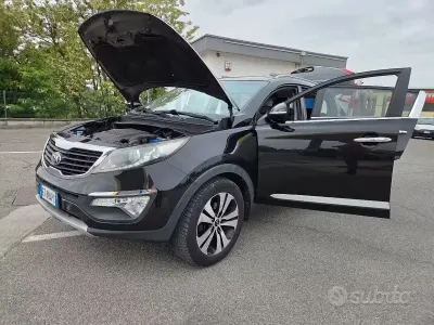 Second-hand Kia Sportage 163 CP (119 kW) 2014 Negru SUV