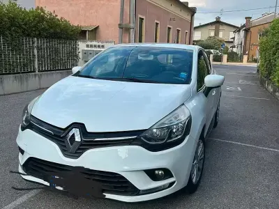 Usata Renault Clio IV 75 CV (55 kW) 2016 Berlina