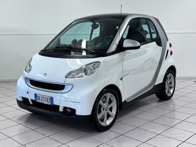 usata Smart ForTwo Coupé 1.0 Mhd 52 kW PASSION
