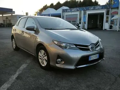 Usata Toyota Auris Hybrid
