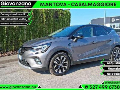 Usata Renault Captur Techno 143 CV (105 kW) 2023 Grigio SUV