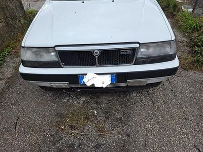 Usata Lancia Thema 166 CV (122 kW) 1990 Bianco Berlina