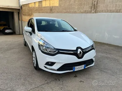 Usata Renault Clio 75 CV (55 kW) 2017 Bianco Utilitaria