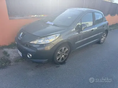 Usata Peugeot 207 90 CV (66 kW) 2006 Grigio Berlina