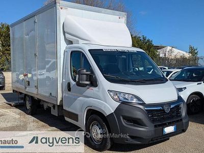 Usata Opel Movano 140 CV (102 kW) 2023 Bianco Furgone