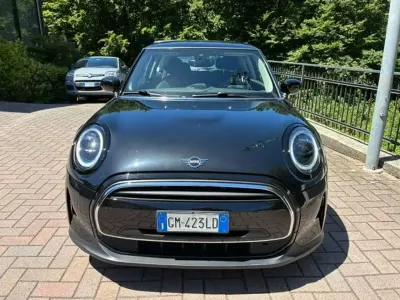 Usata Mini Cooper Classic 136 CV (100 kW) 2022 Nero met. Utilitaria