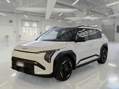 Usata Kia EV3 GT-Line 50 kW (68 CV) 2025 Bianco SUV