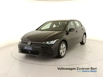 Usata VW Golf VIII Life 115 CV (84 kW) 2025 Nero Berlina
