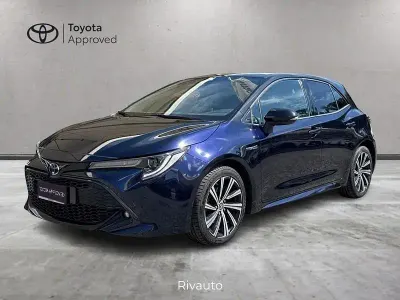 Usata Toyota Corolla Style 122 CV (89 kW) 2020 Blu Utilitaria