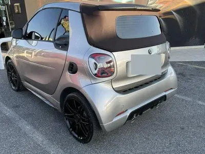 Begagnad Smart ForTwo Cabrio Brabus 109 HK (80 kW) 2018 Cab