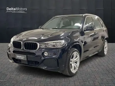 Usata BMW X5 Luxury Line 231 CV (169 kW) 2016 Blu scuro metallizzato SUV