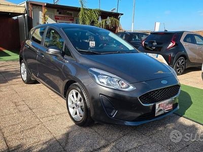 Usata Ford Fiesta Titanium 86 CV (63 kW) 2018 Grigio Berlina