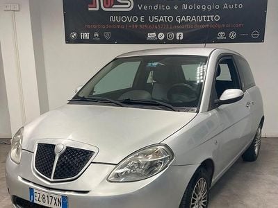Usata Lancia Ypsilon 60 CV (44 kW) 2008 Grigio Utilitaria